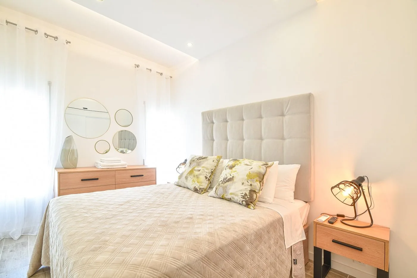 Timeless Beach III — interior 14